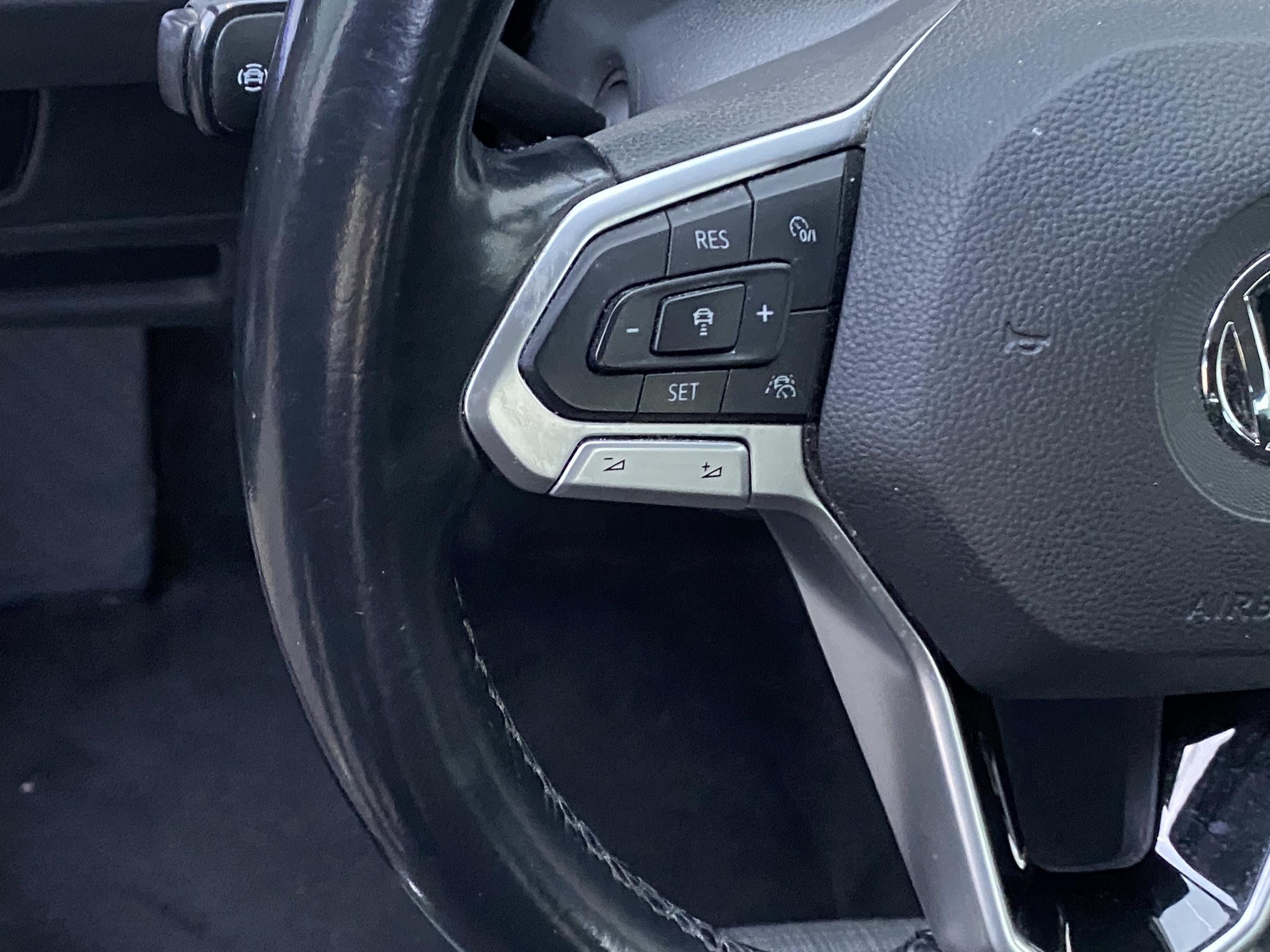 Volkswagen Passat, 2020 - pohled č. 14