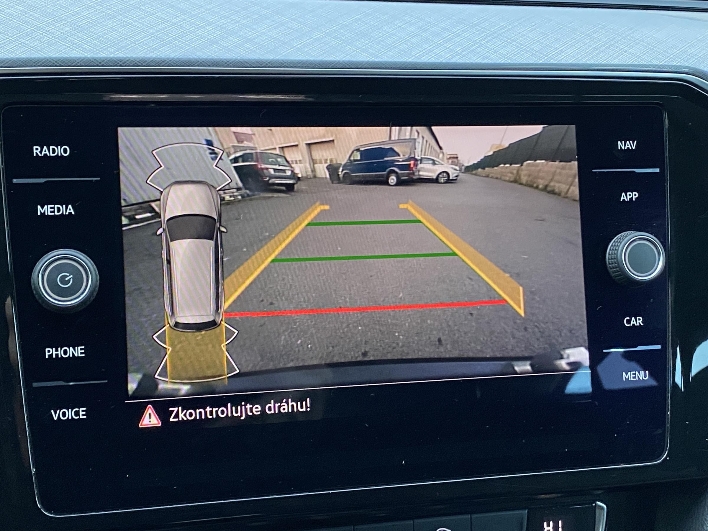 Volkswagen Passat, 2020 - pohled č. 17