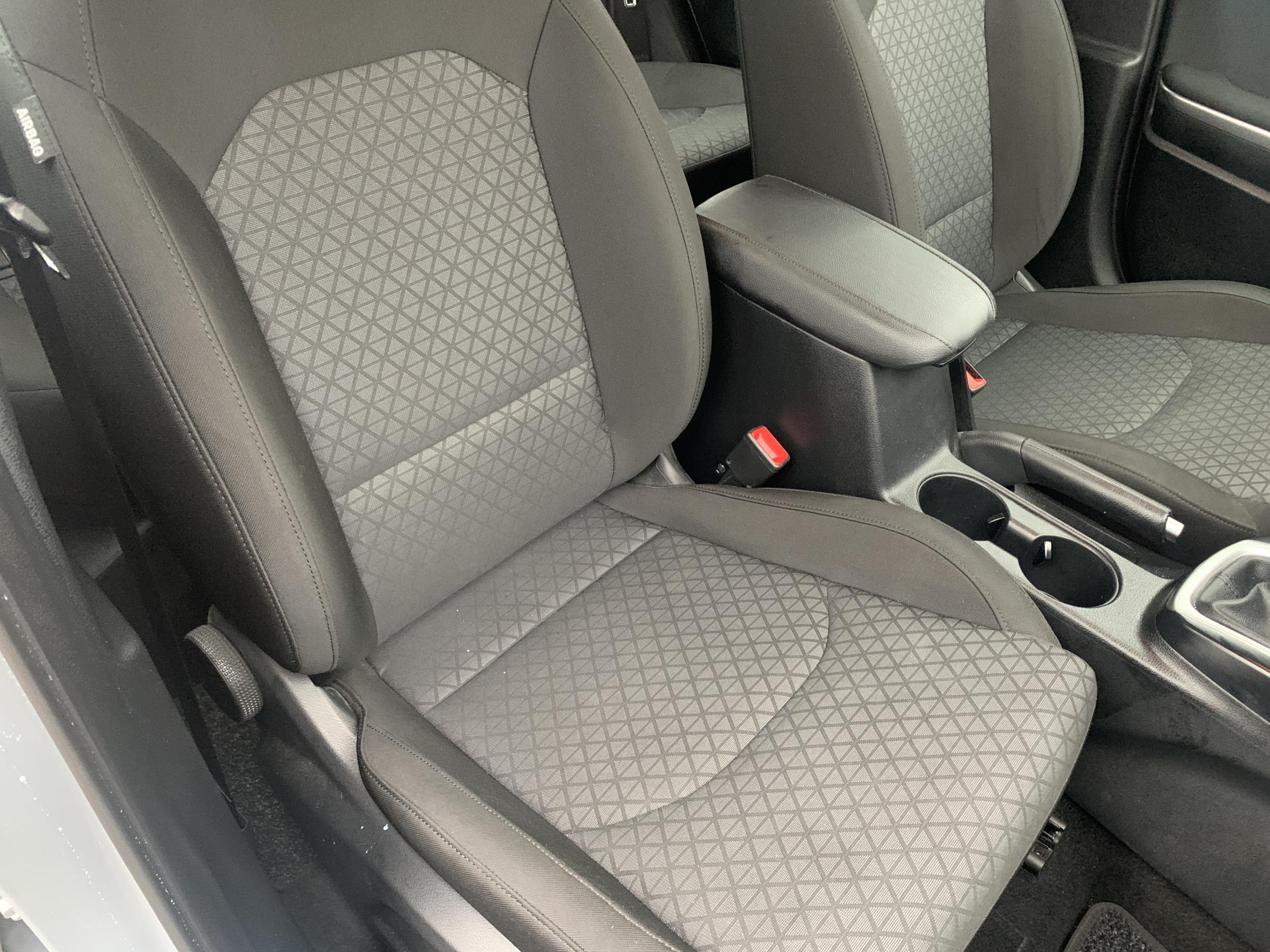 Kia Cee´d, 2023 - pohled č. 12