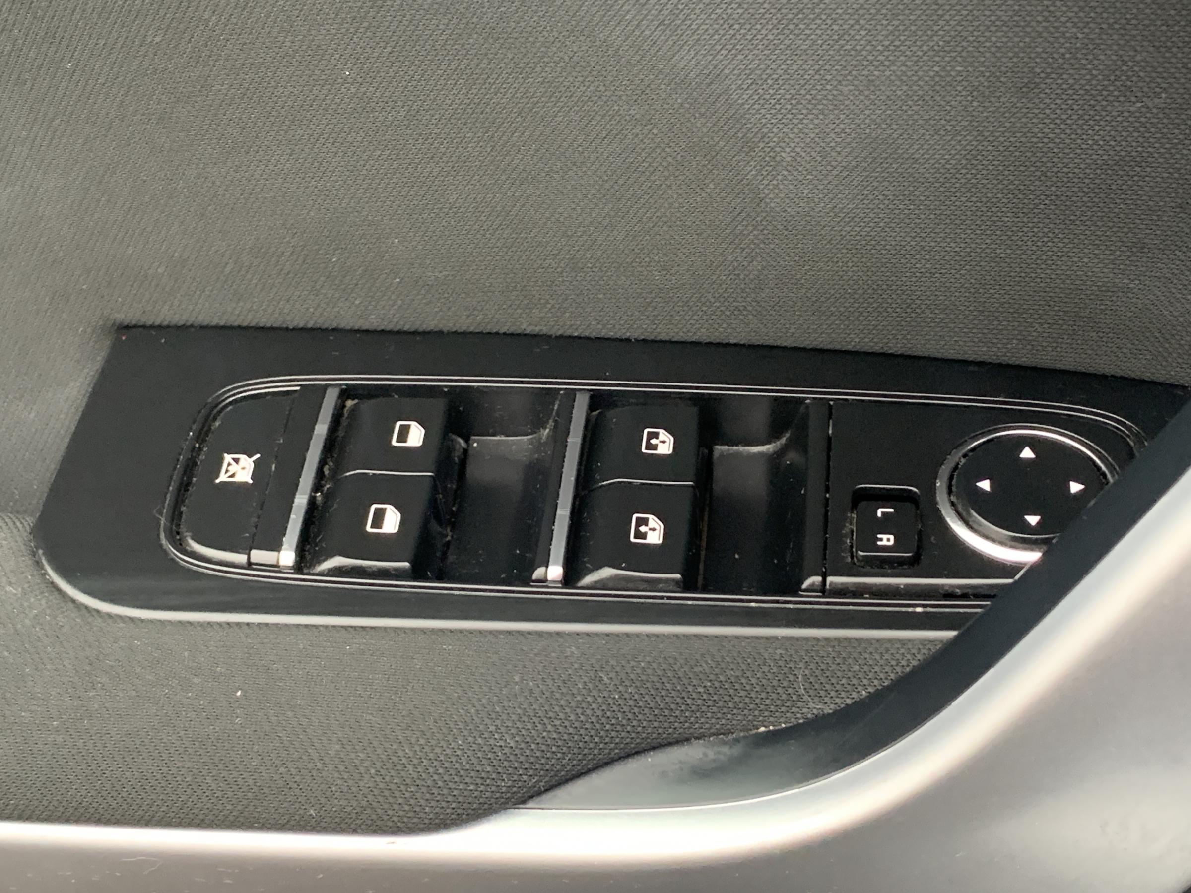 Kia Cee´d, 2023 - pohled č. 17