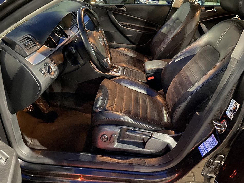 Volkswagen Passat 2.0 TDi Highline