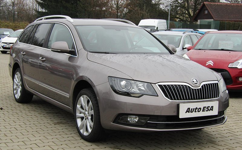 Škoda Superb II 2.0TDi Elegance 4x4