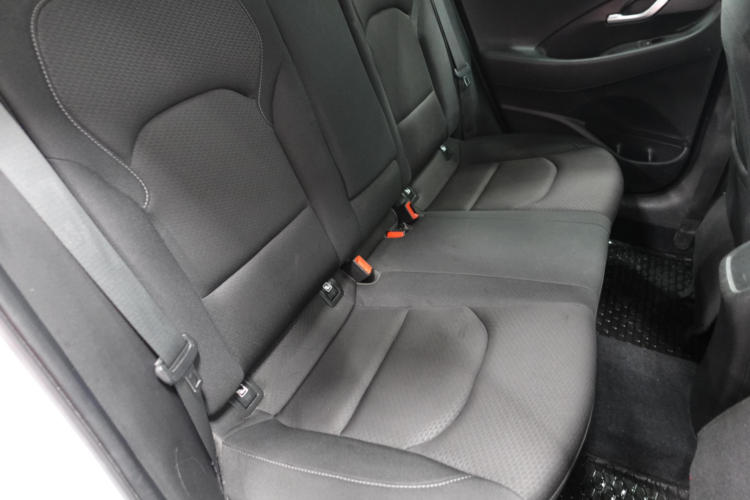 Hyundai i30, 2020 - pohled č. 13