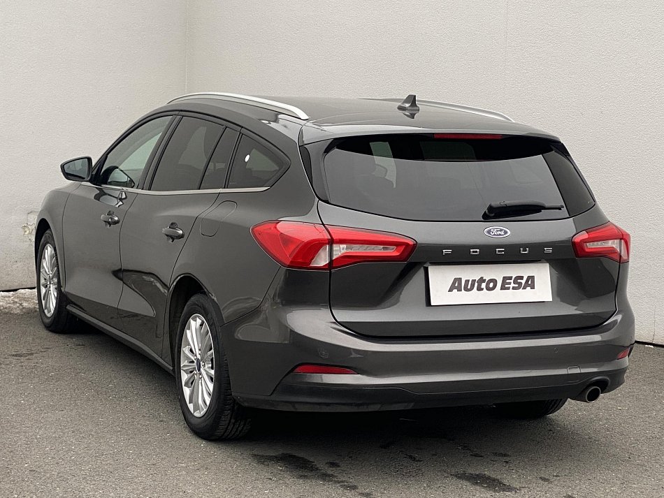 Ford Focus 1.0EB Titanium