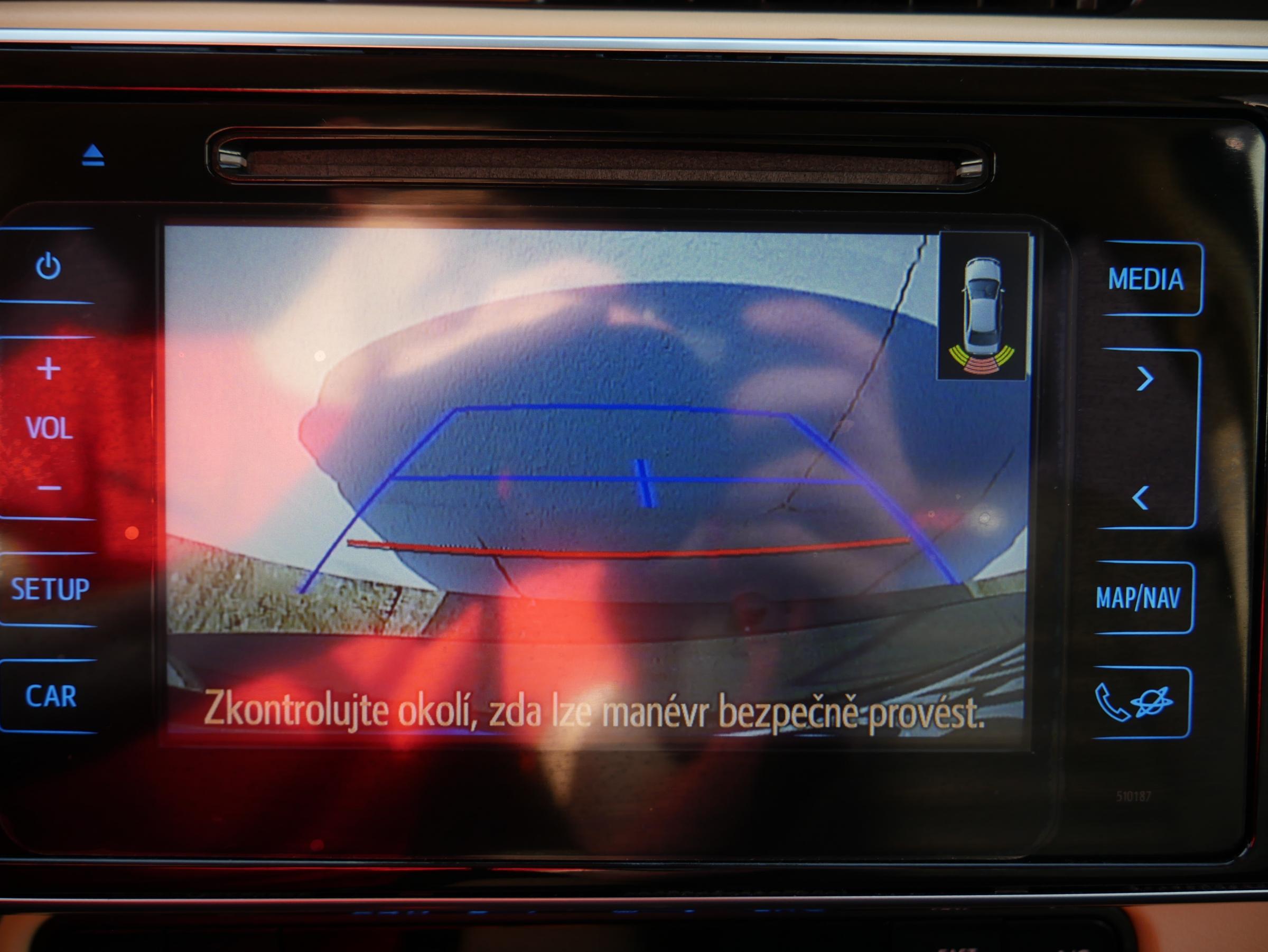 Toyota Corolla, 2017 - pohled č. 12