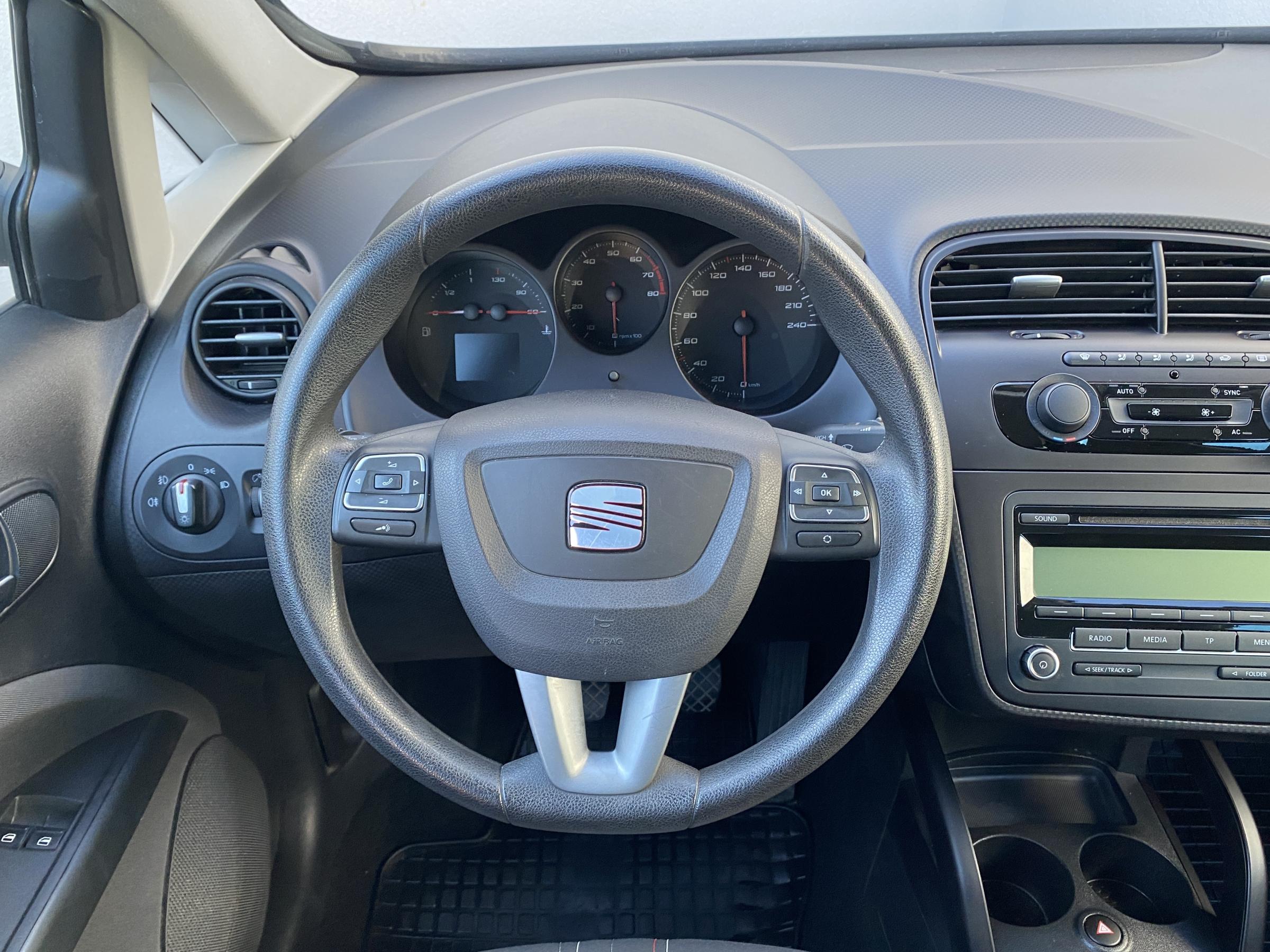 Seat Altea, 2013 - pohled č. 11