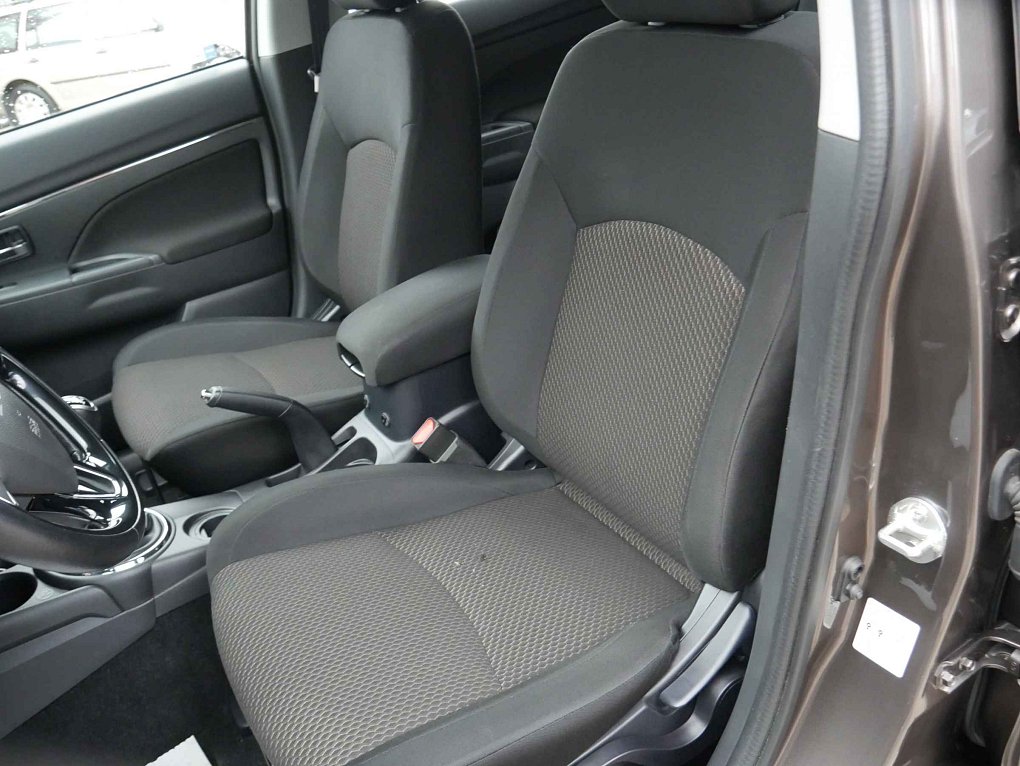 Mitsubishi ASX 1.6 MIVEC 