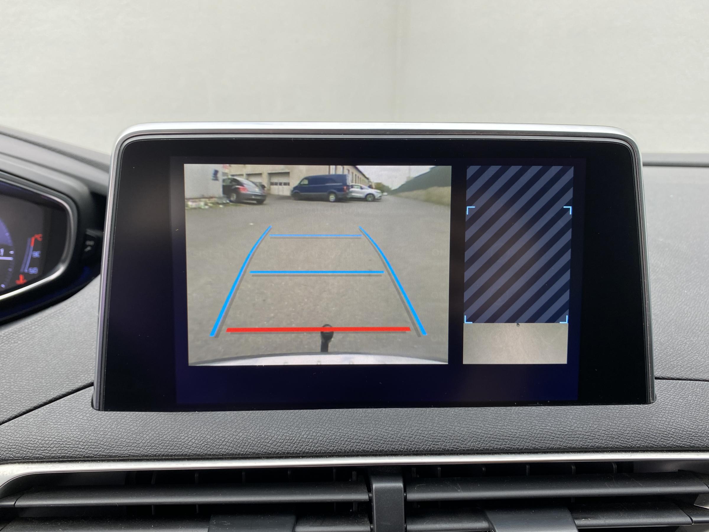 Peugeot 5008, 2019 - pohled č. 18