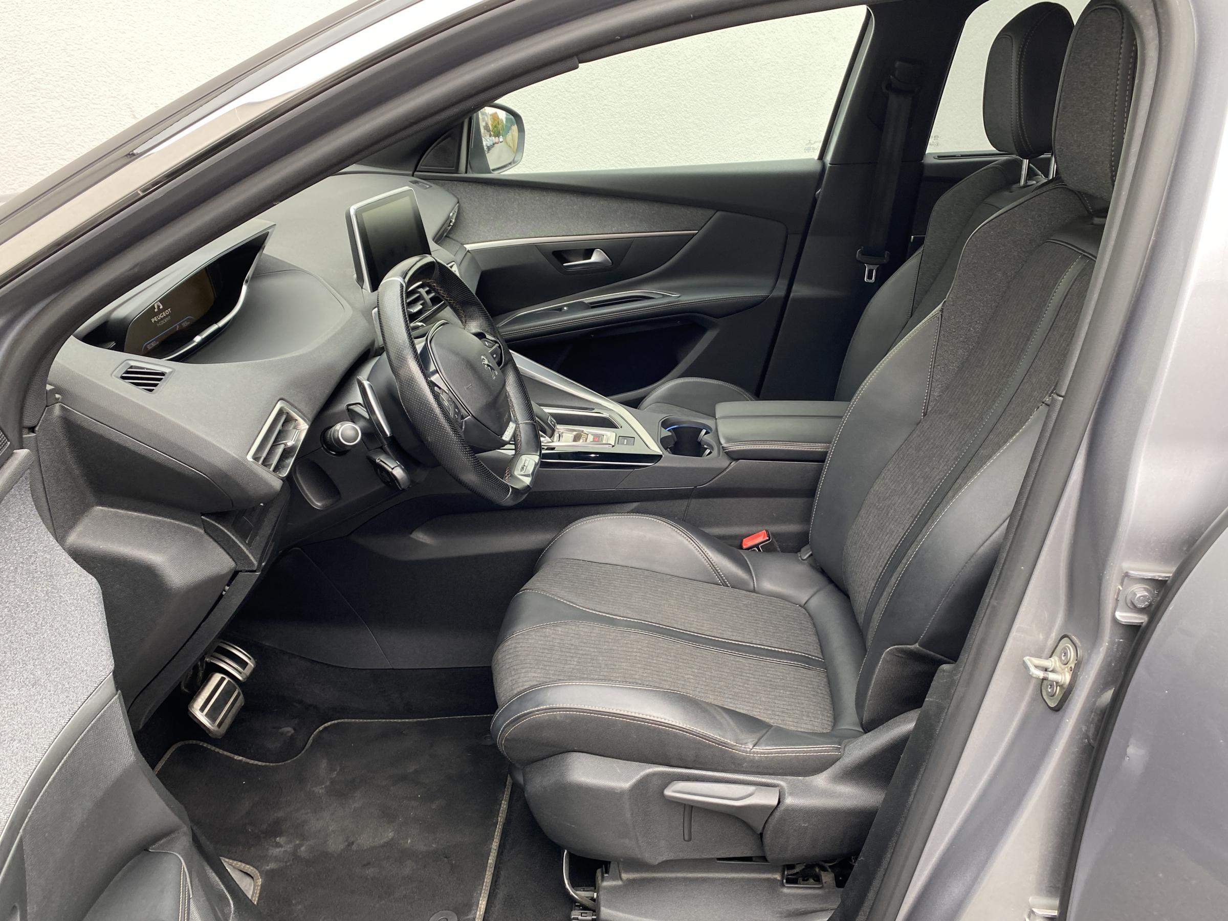 Peugeot 5008, 2019 - pohled č. 9