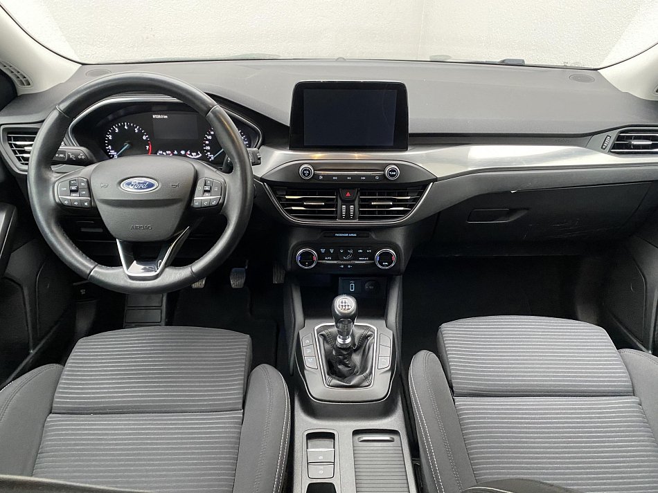 Ford Focus 1.0EB Titanium