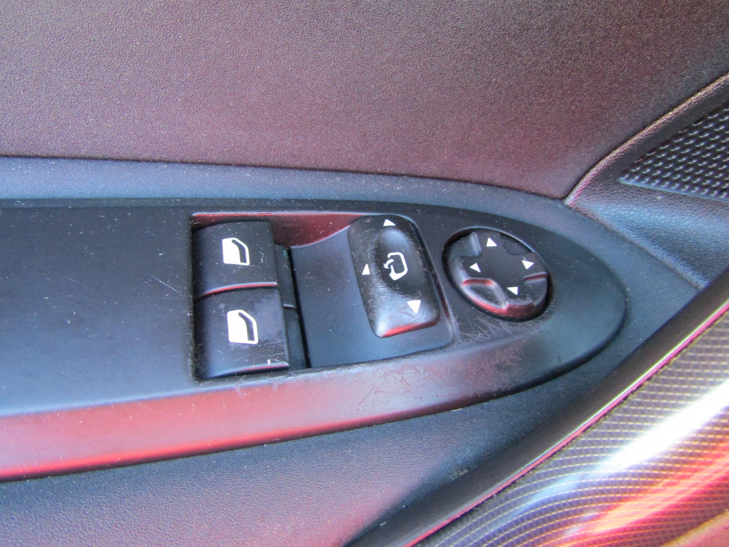 Citroën DS4, 2012 - pohled č. 15