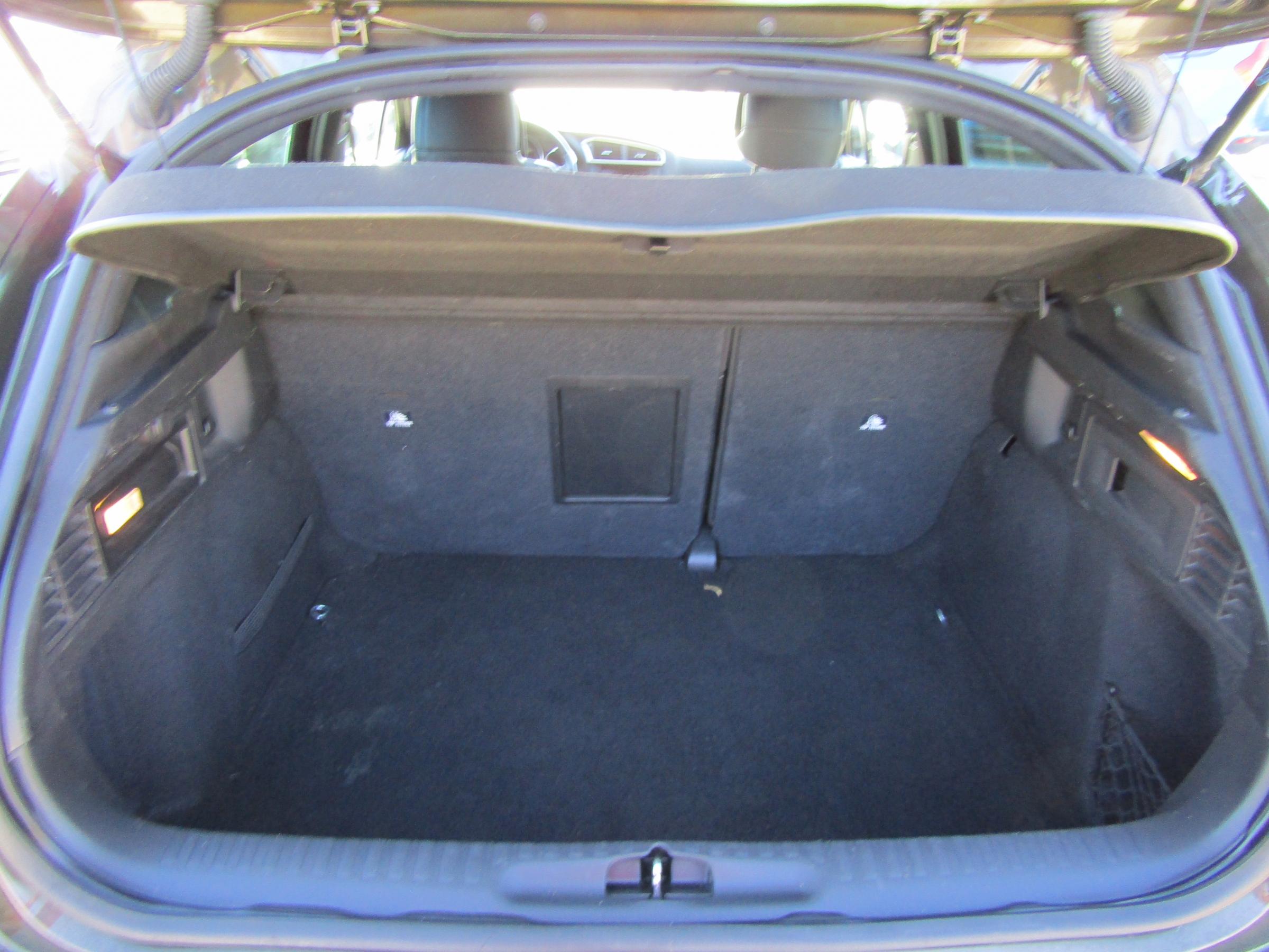 Citroën DS4, 2012 - pohled č. 7