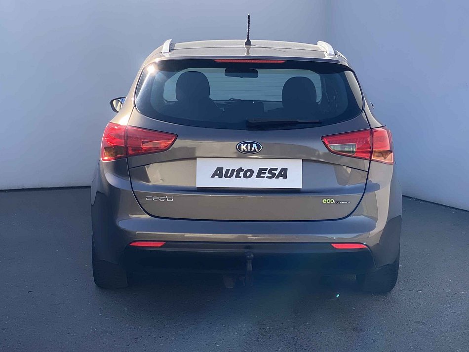 Kia Ceed 1.6 GDi 