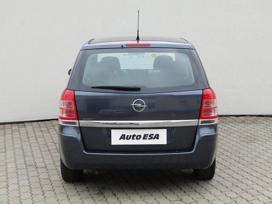 Opel Zafira 1.8 16V  7míst