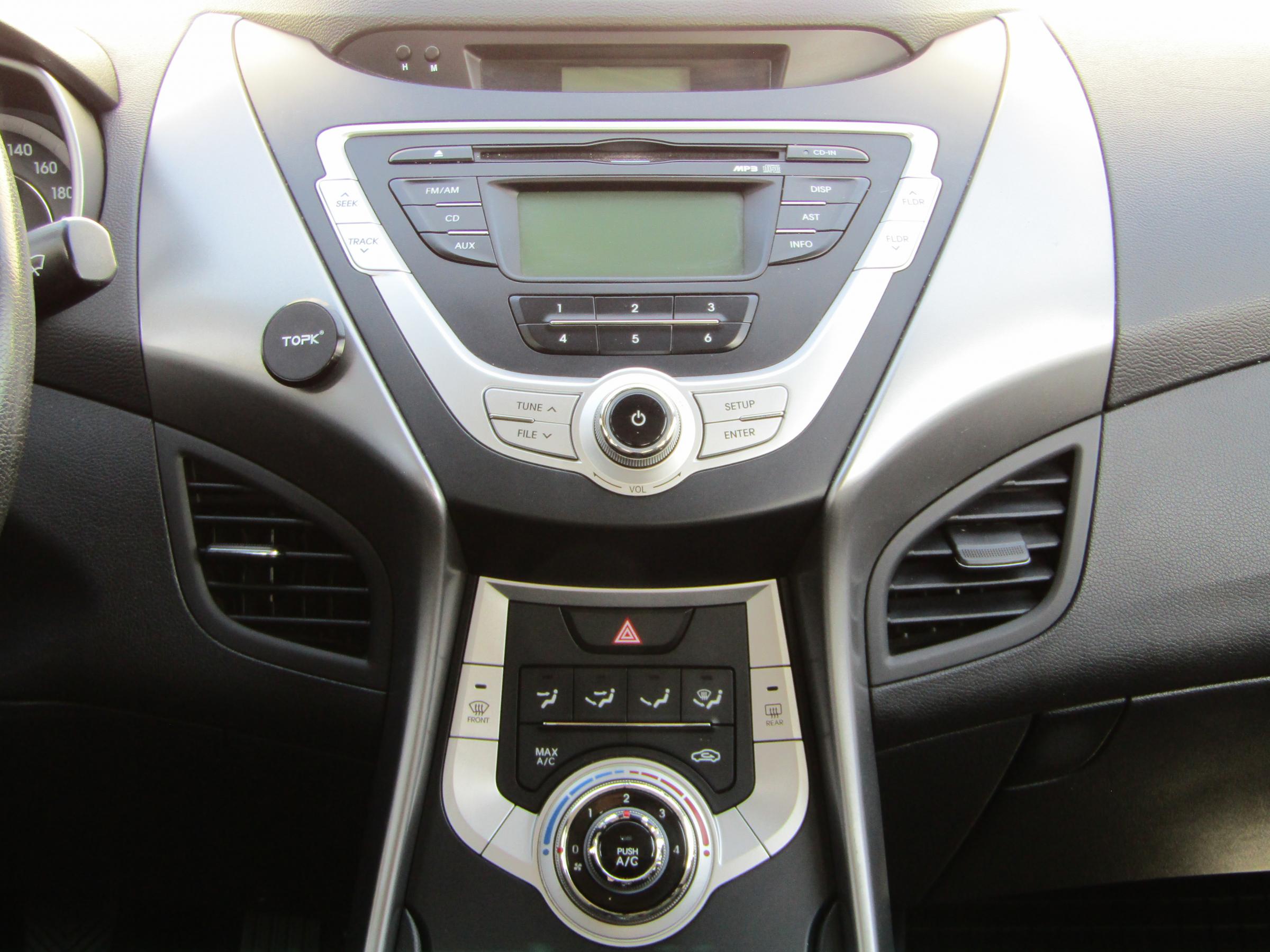 Hyundai Elantra, 2011 - pohled č. 12