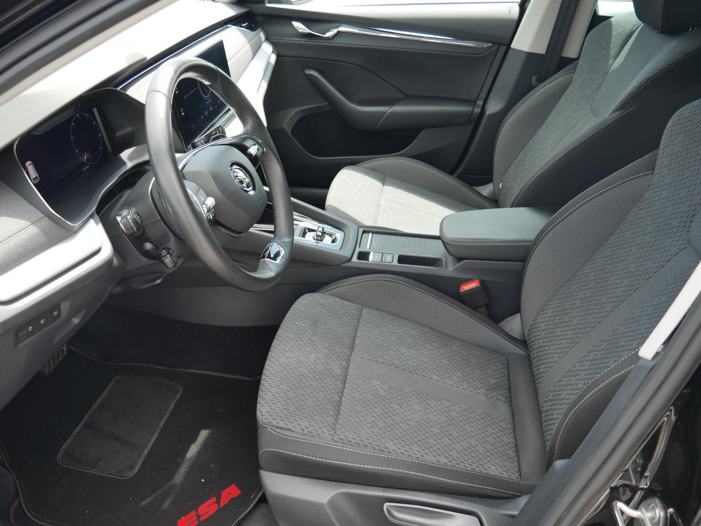 Škoda Octavia IV, 2024 - pohled č. 9