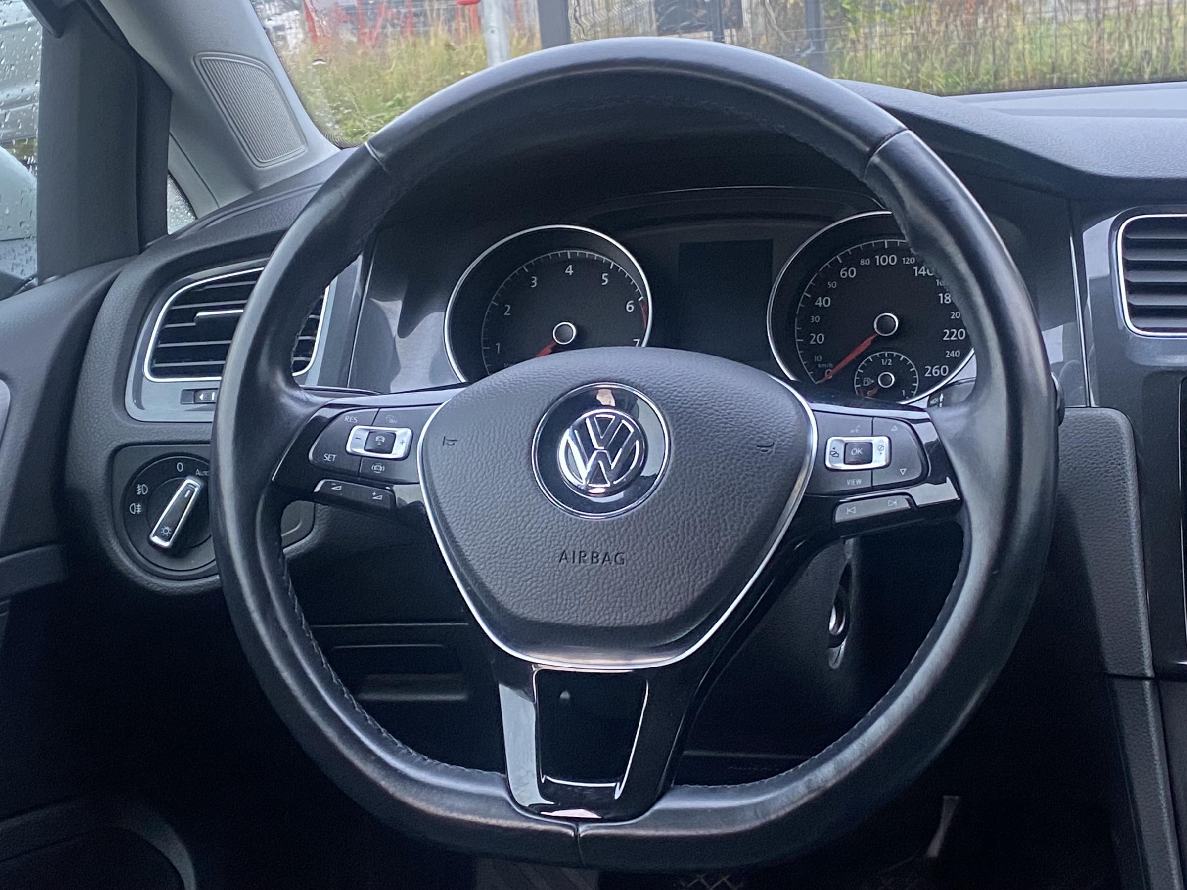 Volkswagen Golf, 2019 - pohled č. 13