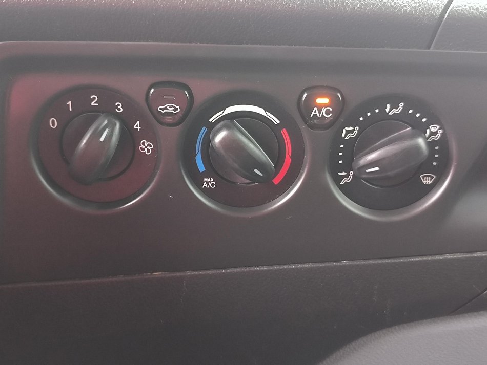 Ford Transit Custom 2.2TDCi Trend L2 9míst