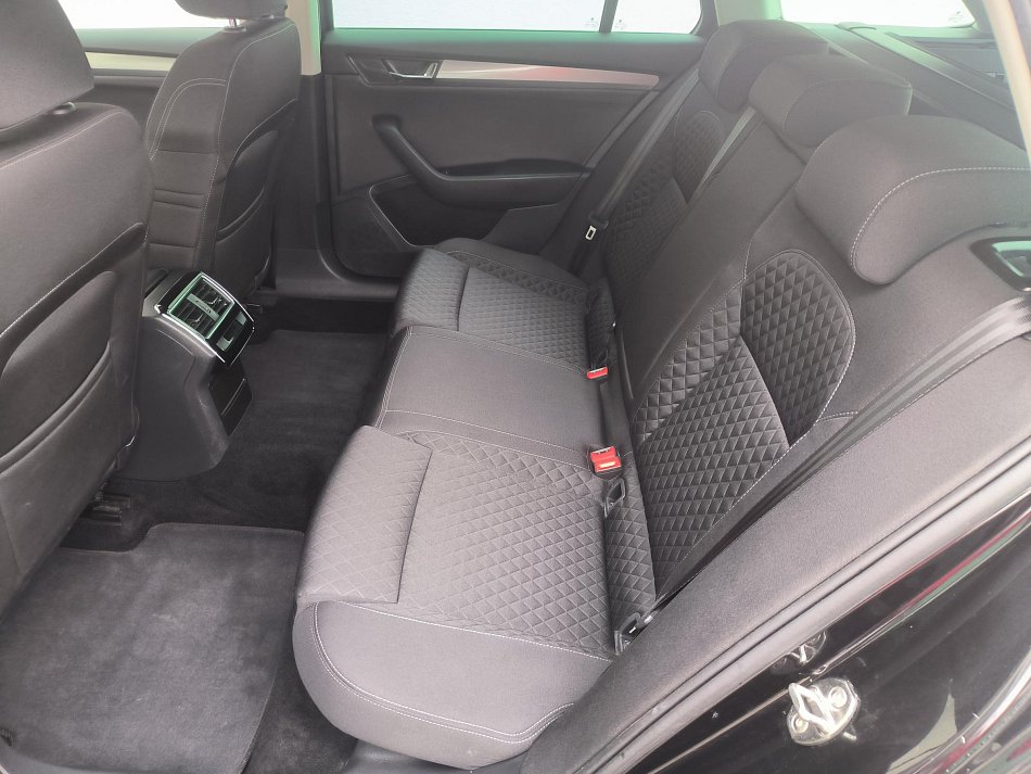 Škoda Superb III 2.0 TDi Style 4x4