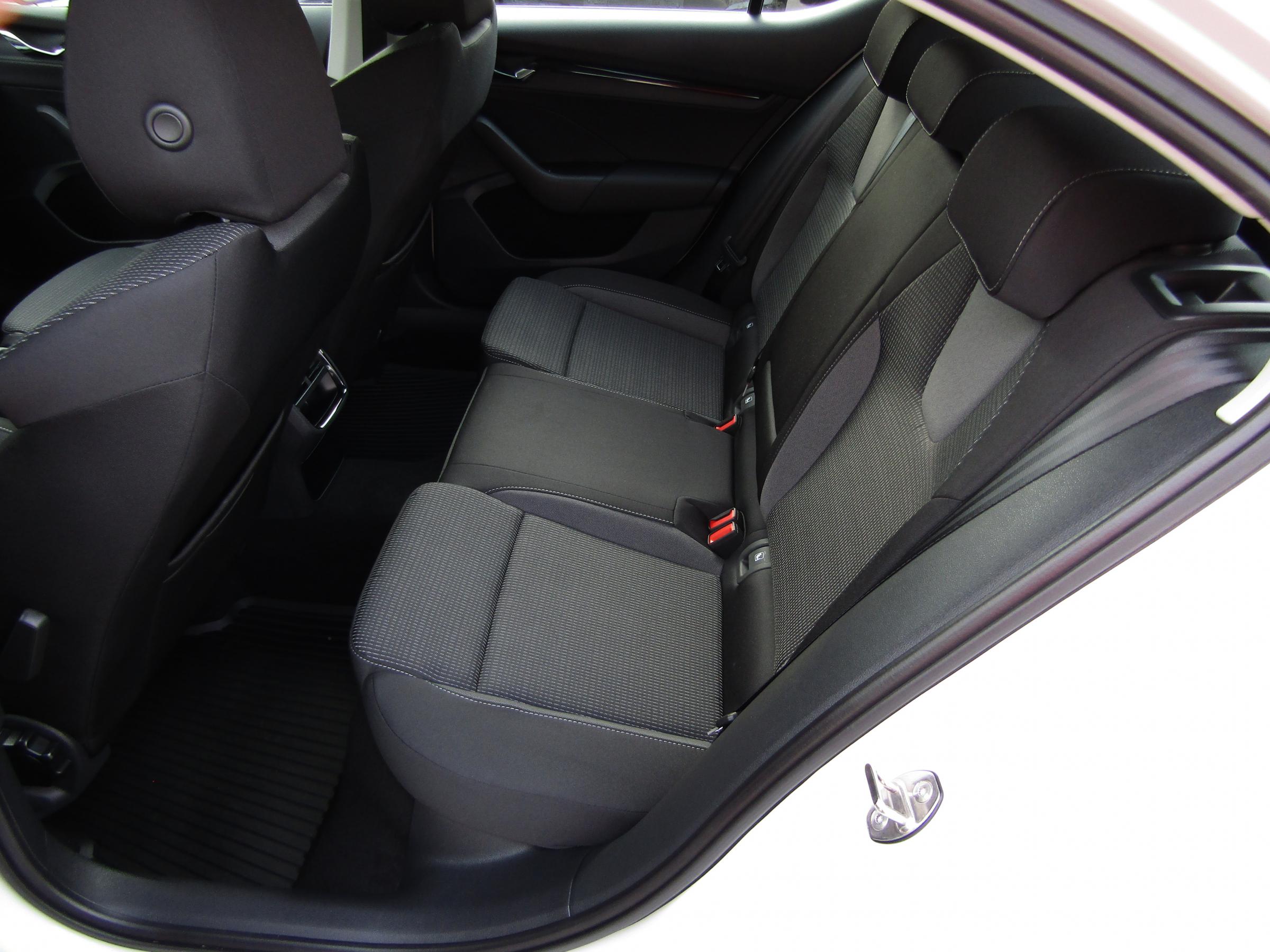 Škoda Octavia IV, 2024 - pohled č. 10