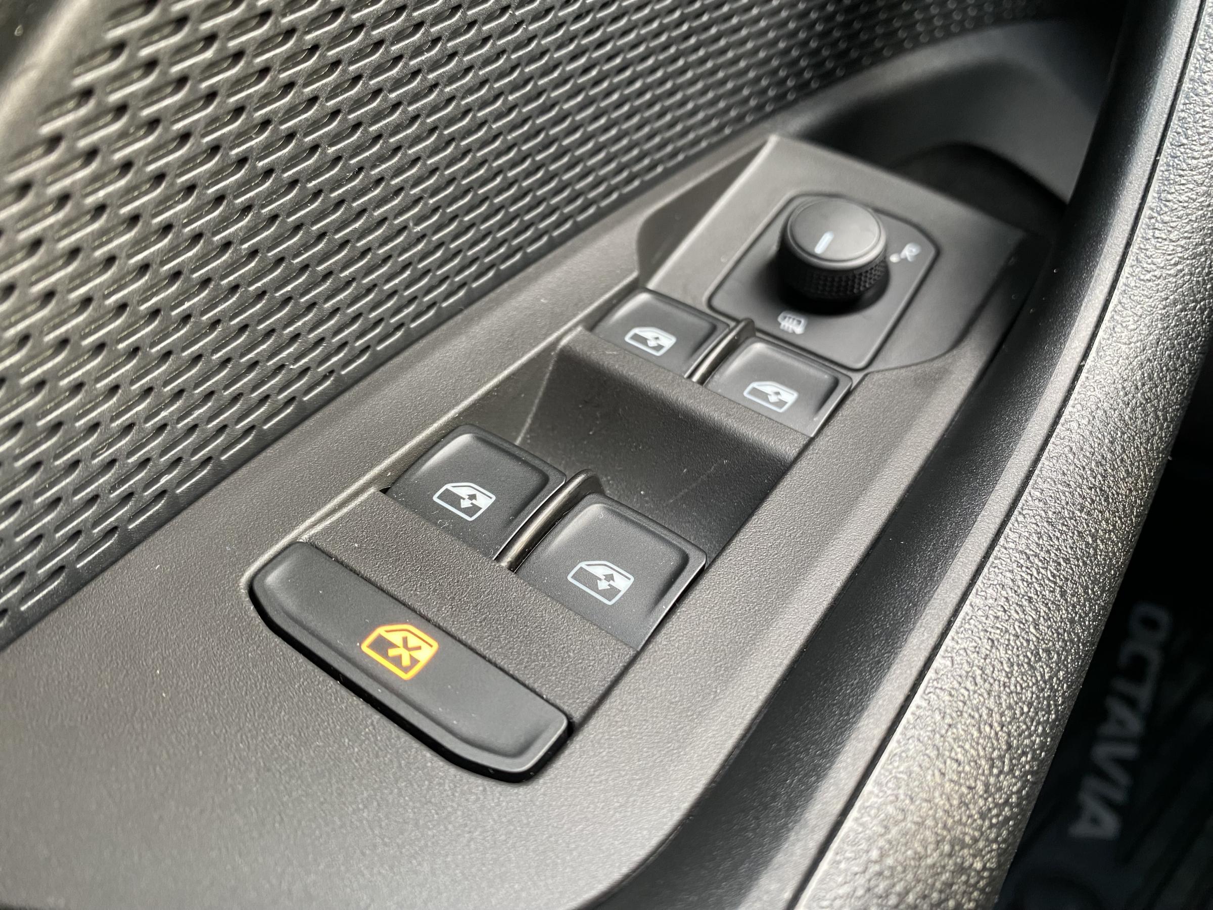 Škoda Octavia IV, 2024 - pohled č. 11