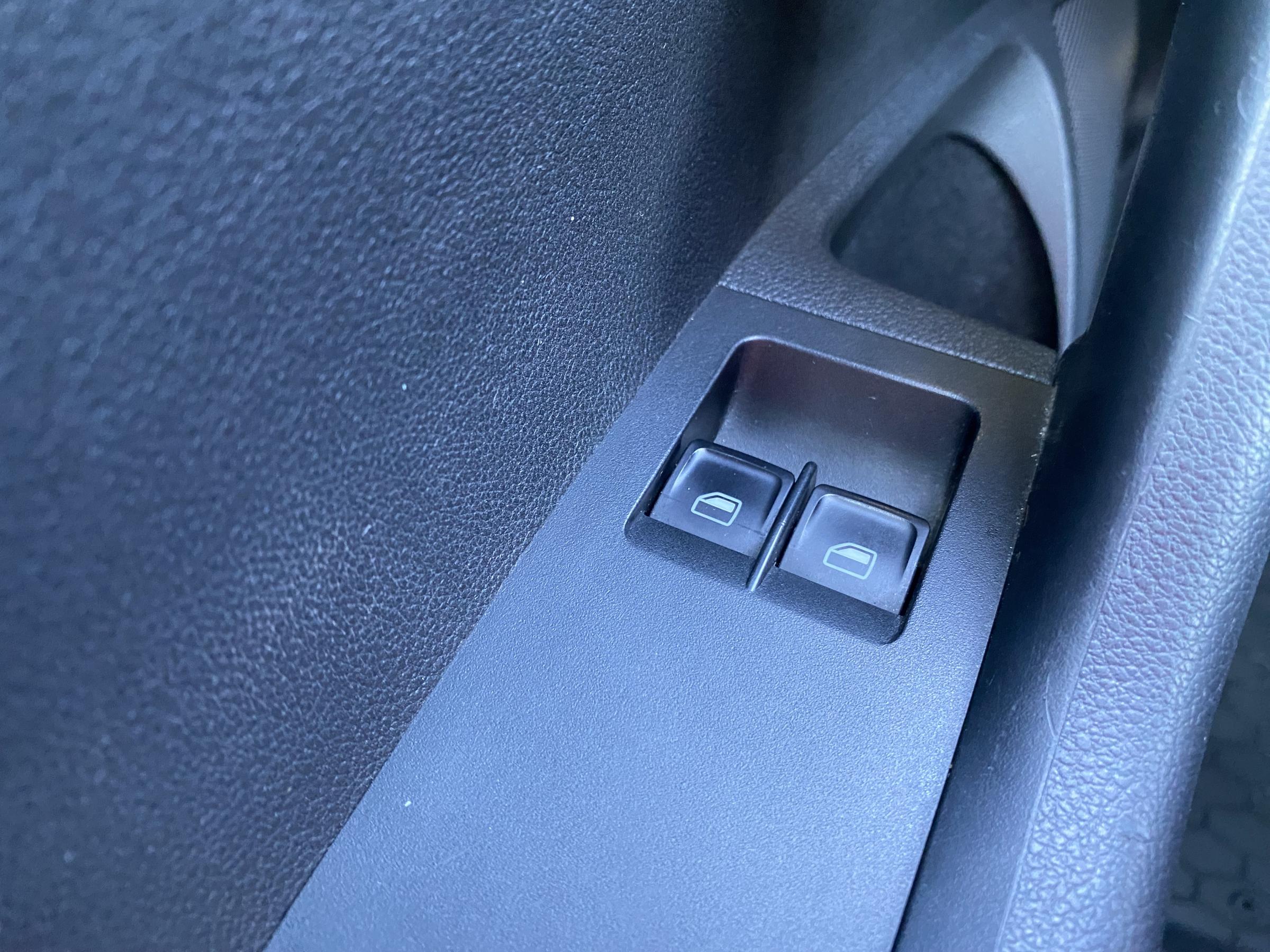 Škoda Octavia III, 2015 - pohled č. 11