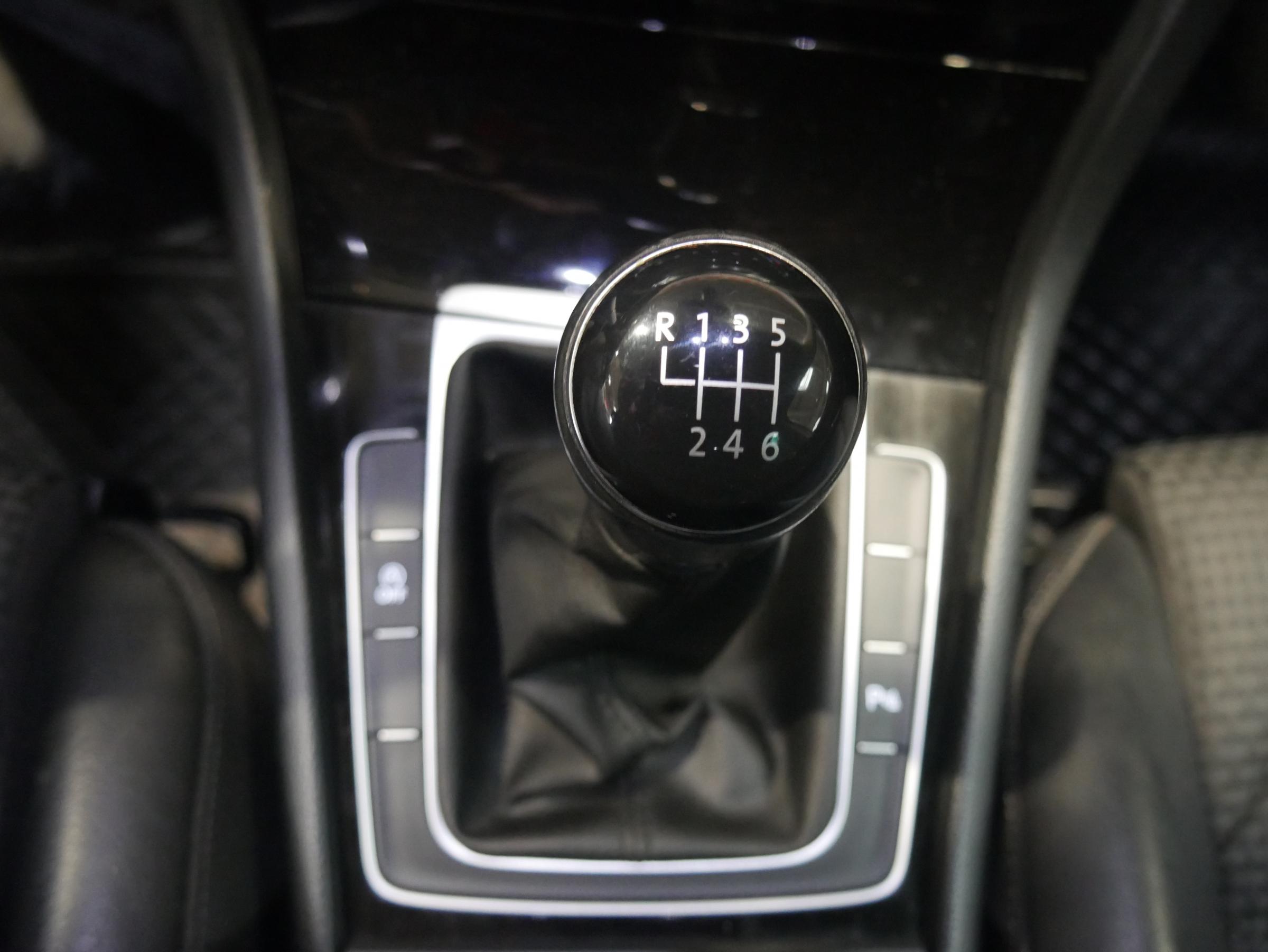 Volkswagen Golf, 2015 - pohled č. 17