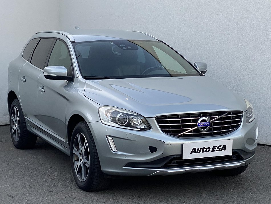 Volvo XC60 2.4D Summum 4x4