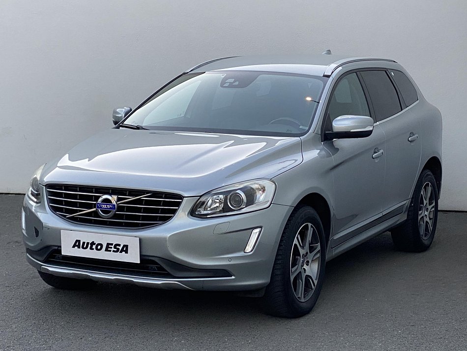 Volvo XC60 2.4D Summum 4x4