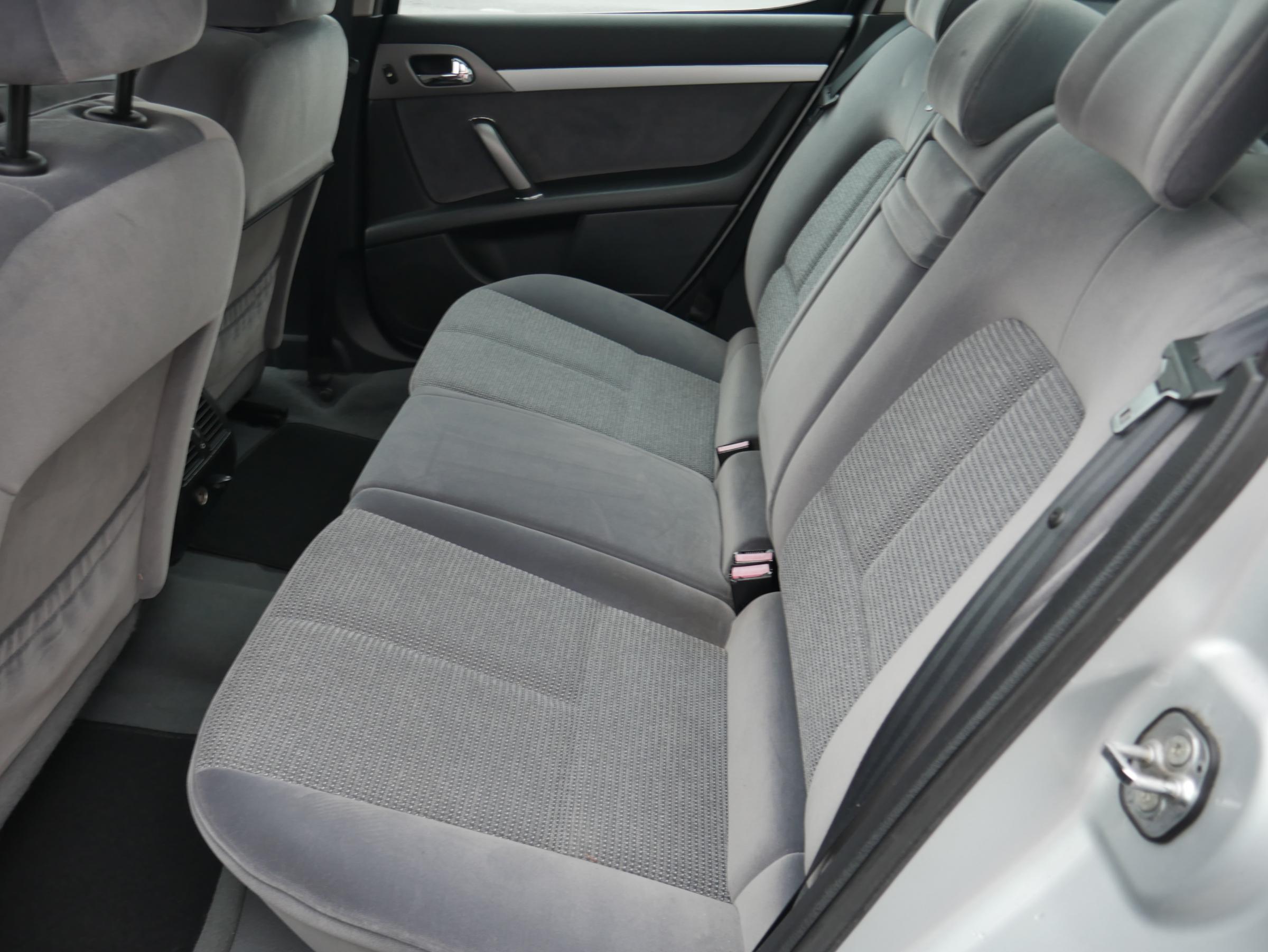 Peugeot 407, 2006 - pohled č. 10