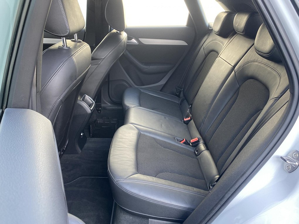 Audi Q3 2.0 TFSi S-line quattro