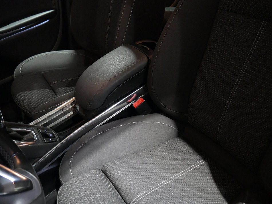 Opel Zafira 2.0  Tourer