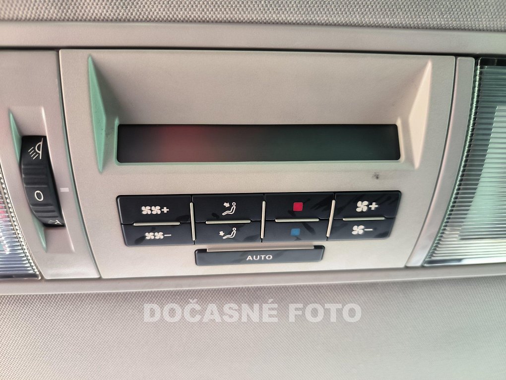 Volkswagen Multivan 2.5TDi 