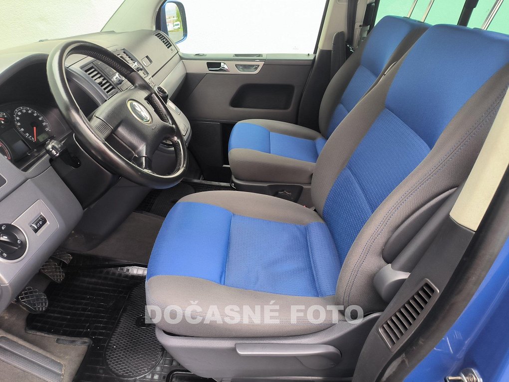 Volkswagen Multivan 2.5TDi 