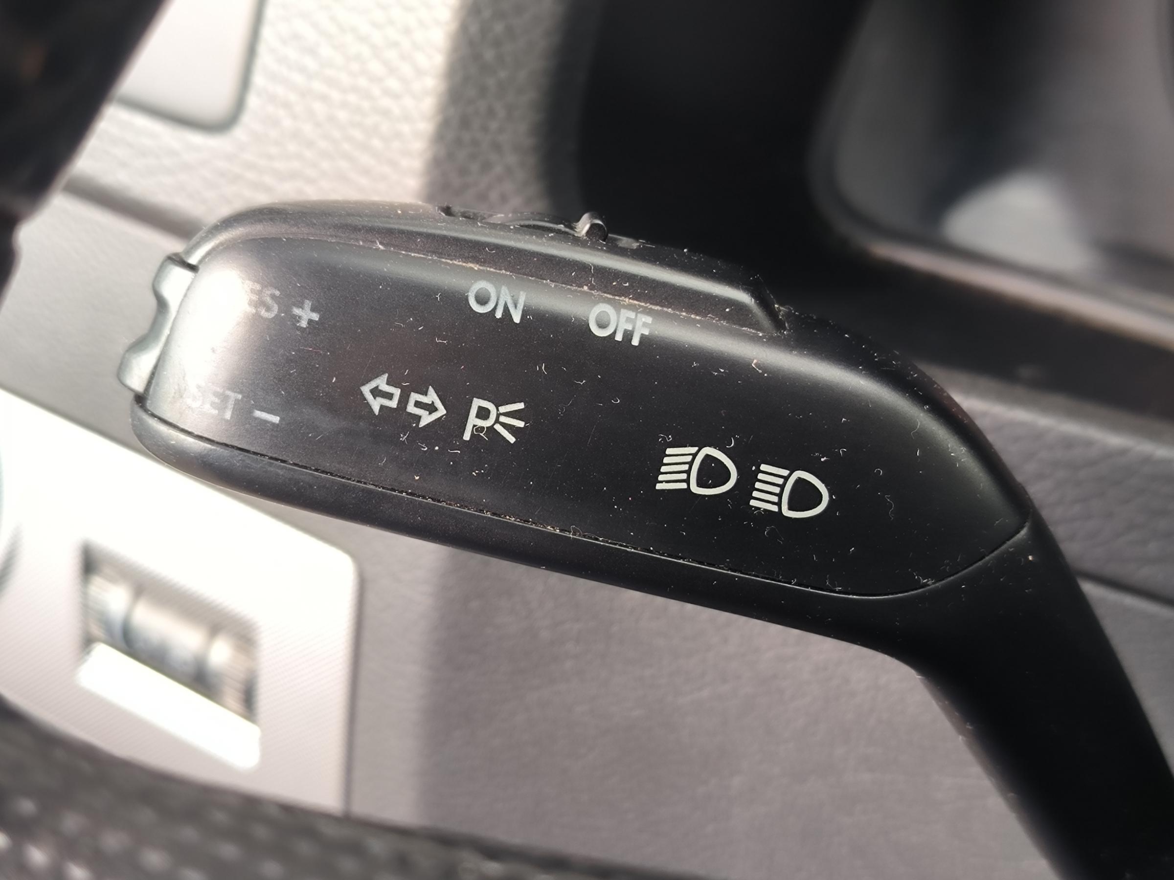 Volkswagen Multivan, 2004 - pohled č. 17