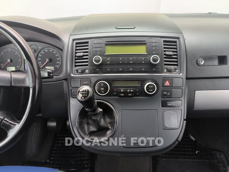 Volkswagen Multivan 2.5TDi 