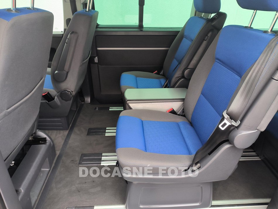 Volkswagen Multivan 2.5TDi 