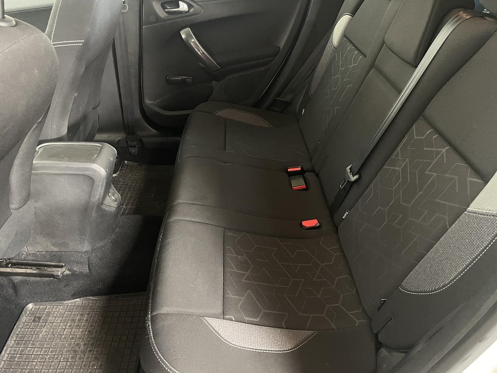 Peugeot 2008 1.6HDi 