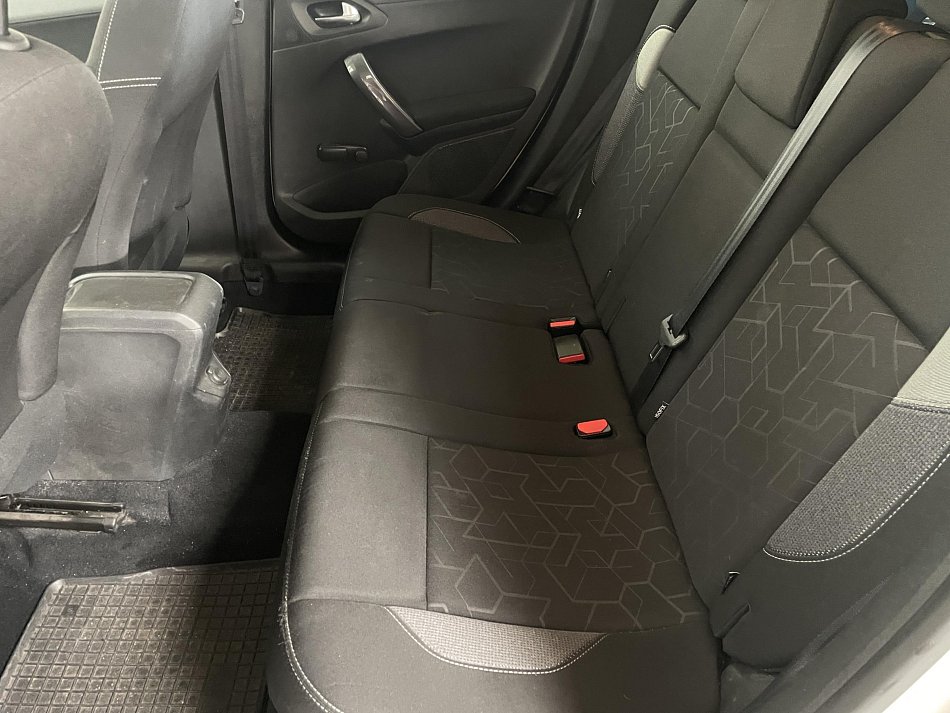 Peugeot 2008 1.6HDi 