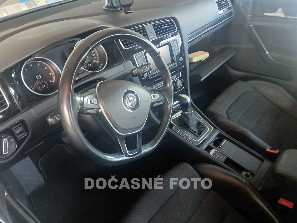 Volkswagen Golf 1.4 TGi 