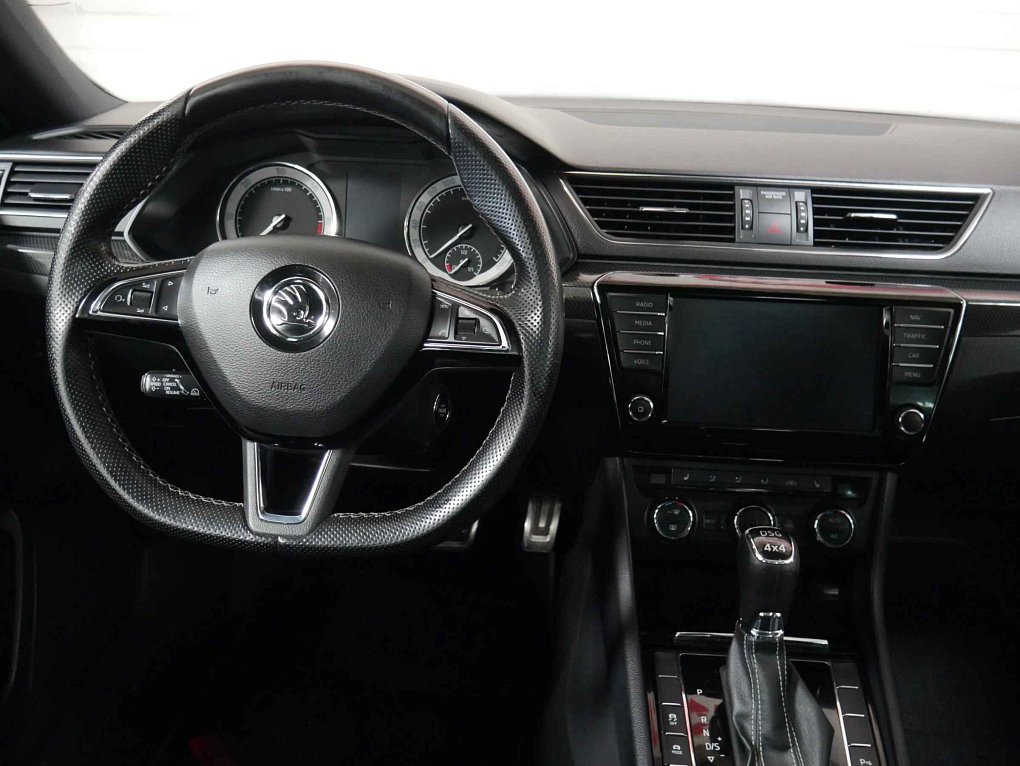 Škoda Superb III 2.0TDi Ambition 4x4
