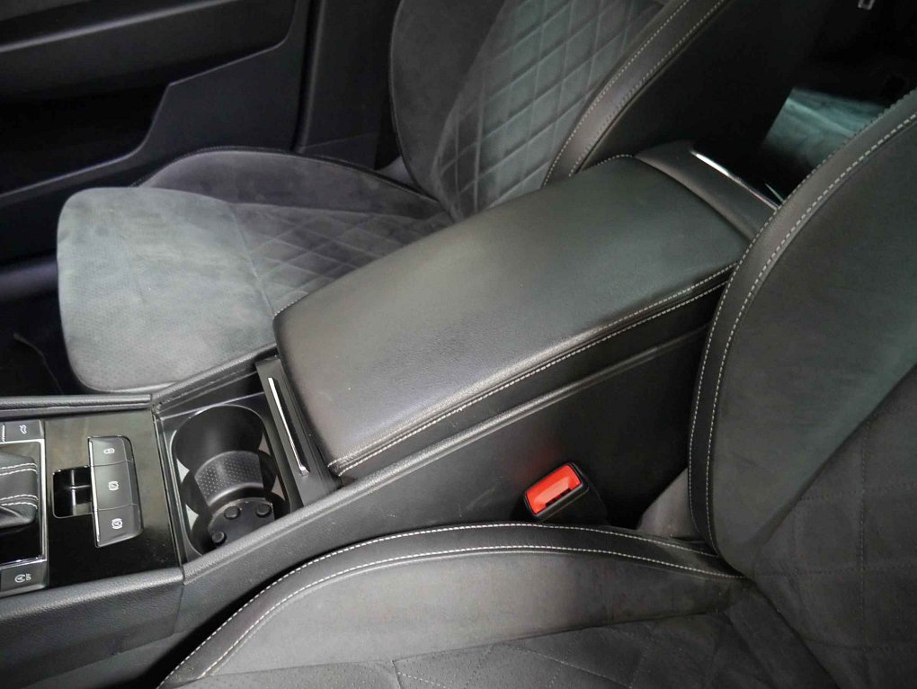 Škoda Superb III 2.0TDi Ambition 4x4