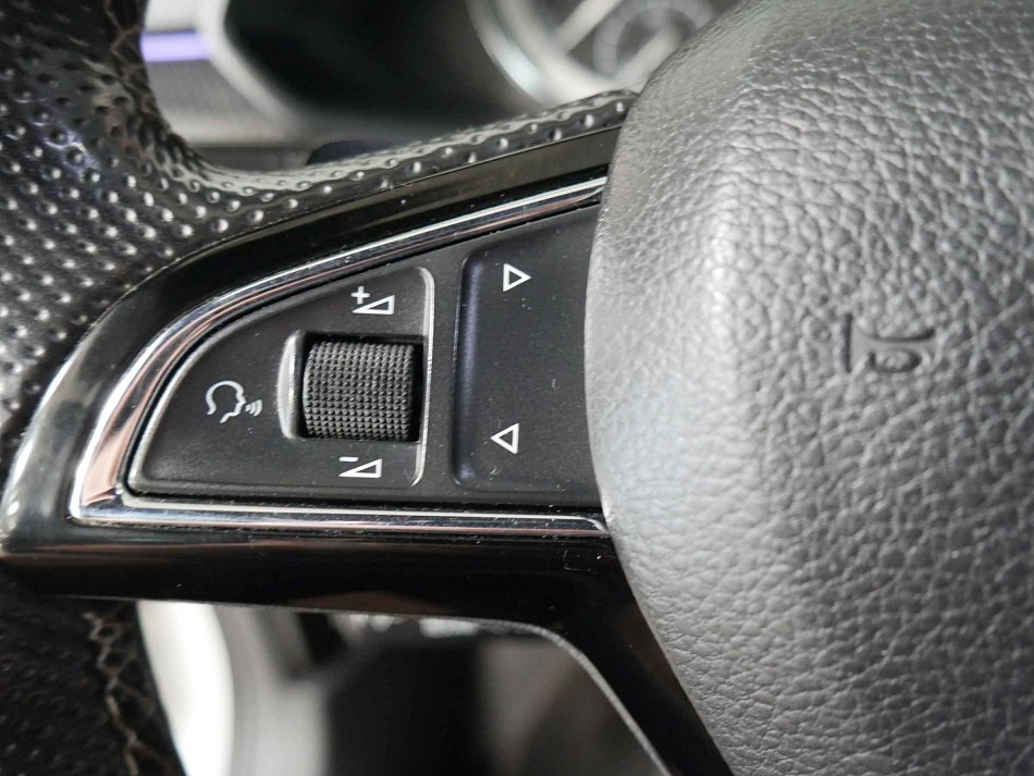 Škoda Superb III 2.0TDi Ambition 4x4