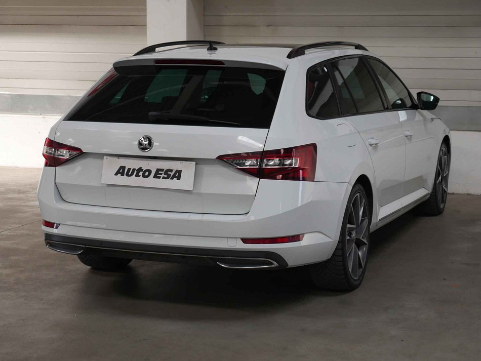 Škoda Superb III 2.0TDi Ambition 4x4