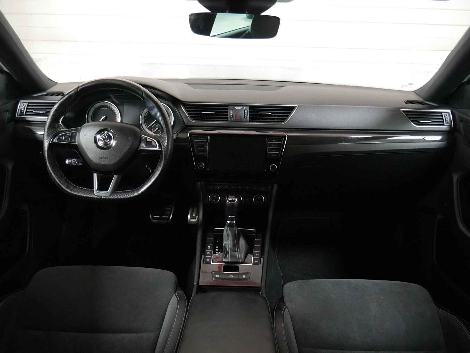 Škoda Superb III 2.0TDi Ambition 4x4