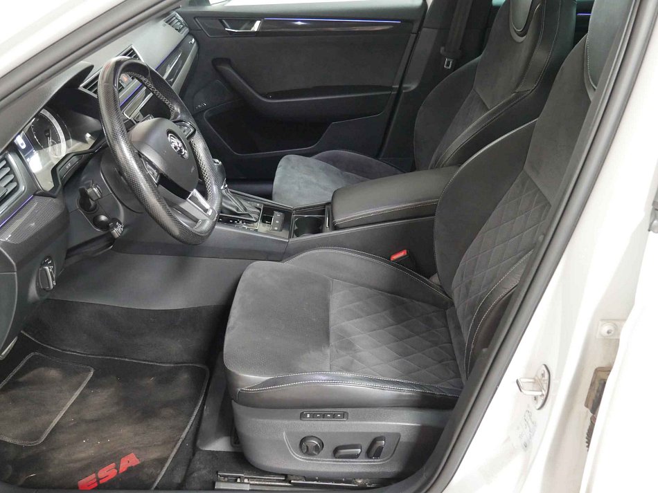 Škoda Superb III 2.0TDi Ambition 4x4