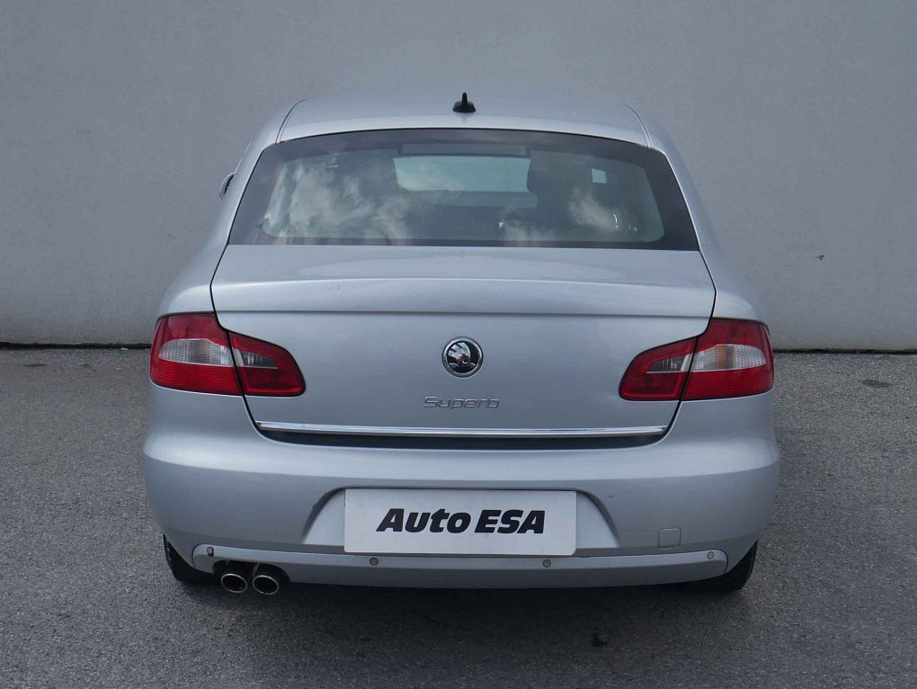 Škoda Superb II 2.0TDi Ambition
