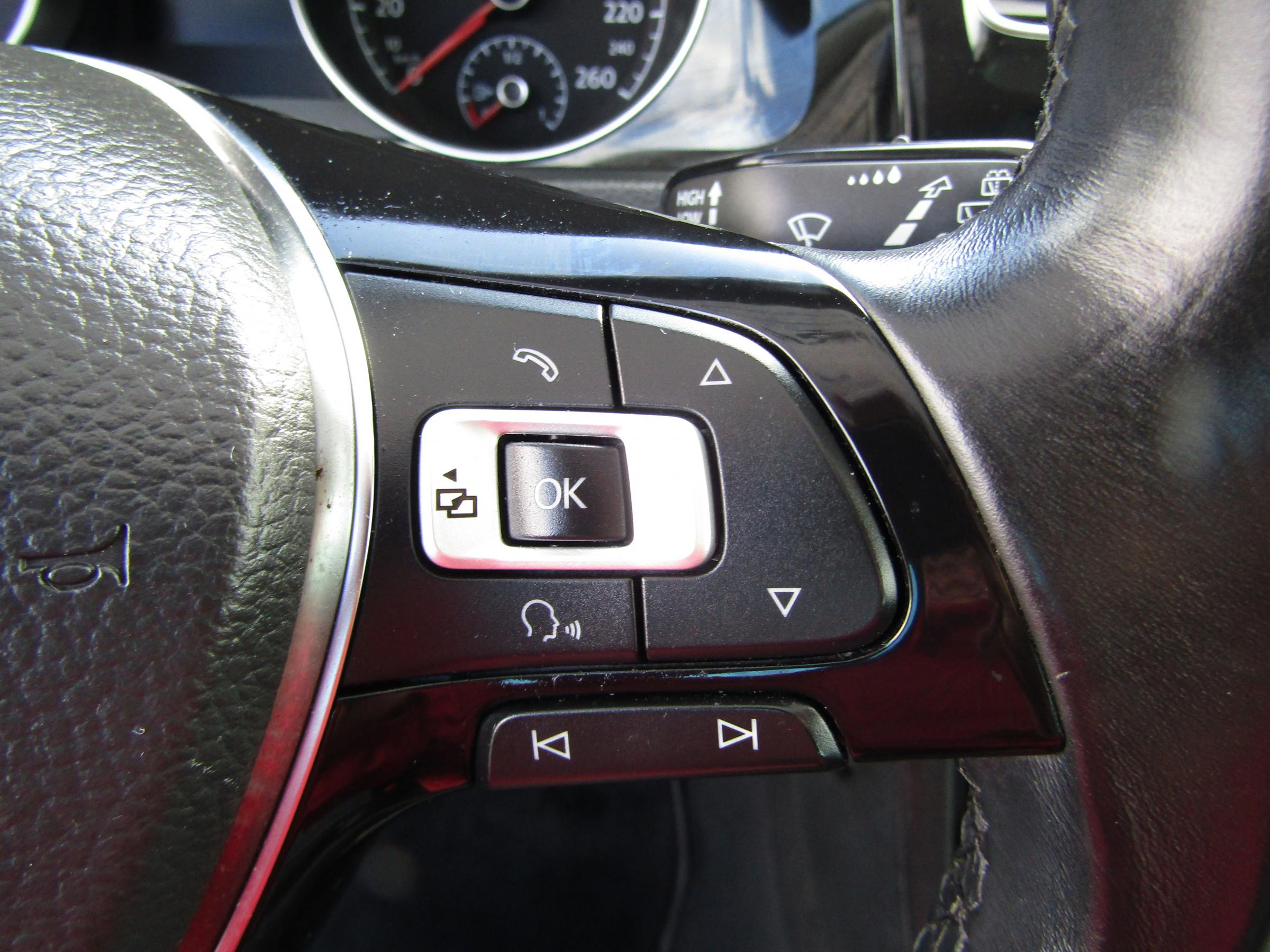 Volkswagen Golf, 2017 - pohled č. 14