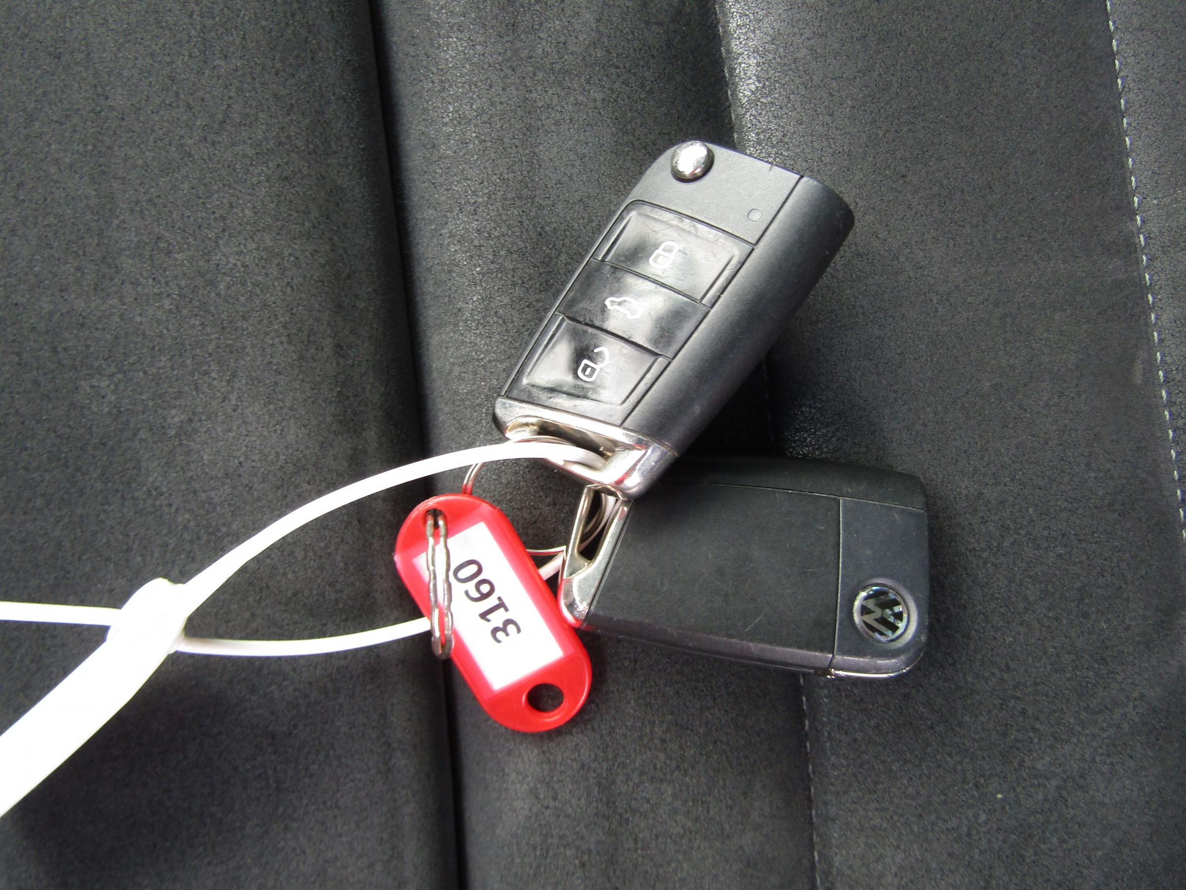 Volkswagen Golf, 2017 - pohled č. 22