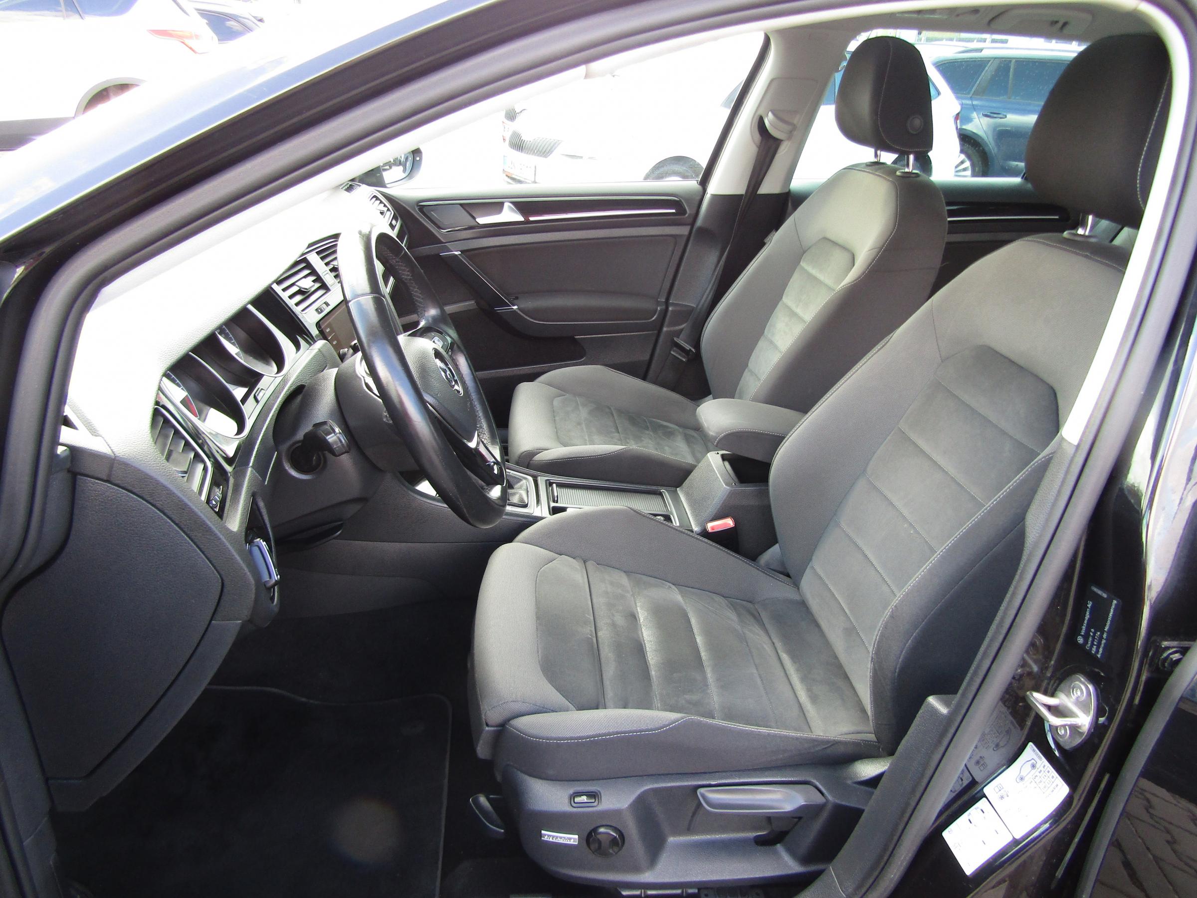 Volkswagen Golf, 2017 - pohled č. 9